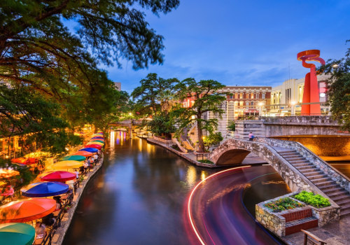 Exploring the Best Parts of San Antonio Riverwalk